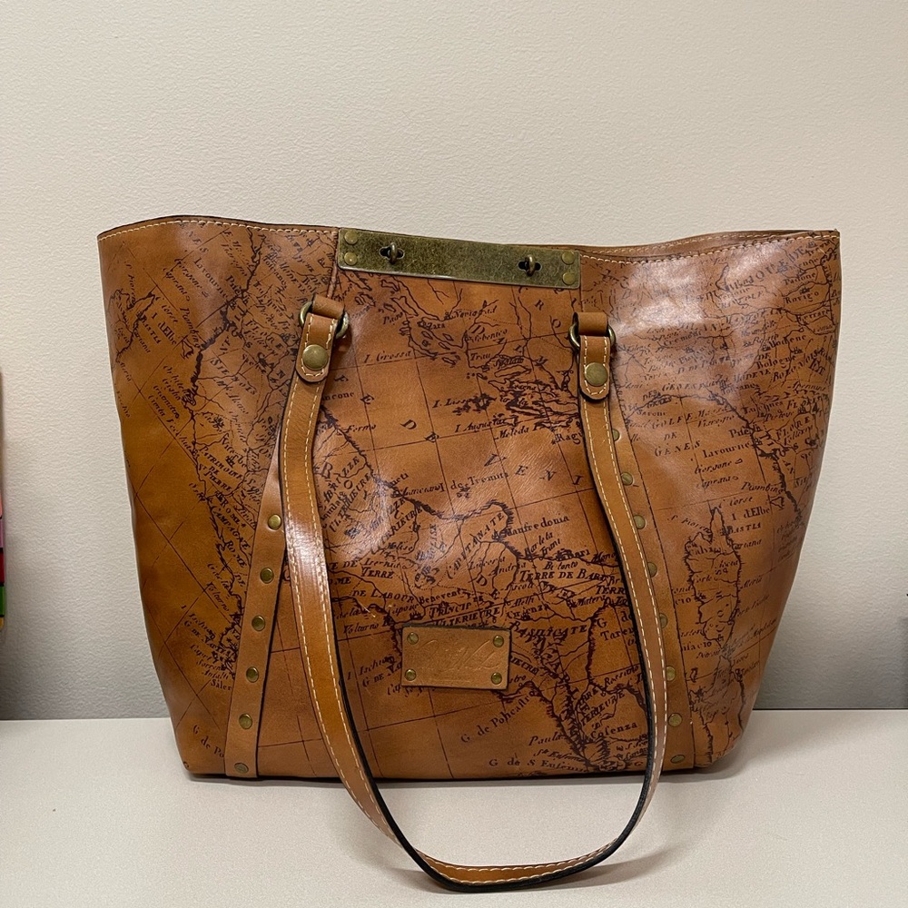 Patricia Nash Benvenuto Map Tote - Signature Map